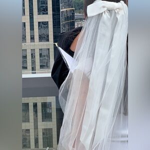 Jennifer Behr - Bridal - Bardot bow veil in cream/ivory